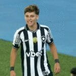 Botafogo vence Bragantino na Copa do Brasil com gol de Álvaro Montoro