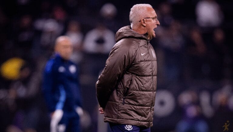 Corinthians decide manter Dorival até clássico contra Palmeiras