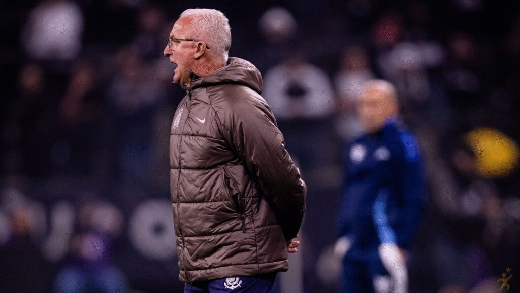Corinthians decide manter Dorival até clássico contra Palmeiras