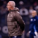 Corinthians decide manter Dorival até clássico contra Palmeiras