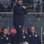 Cléber Xavier deixa o Santos após goleada e pressão da torcida