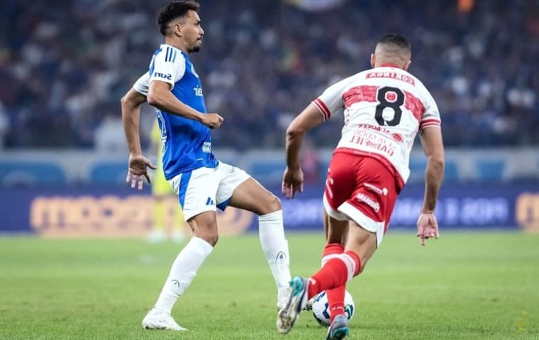Cruzeiro Enfrenta CRB Decisivo na Copa do Brasil e Mira Brasileirão
