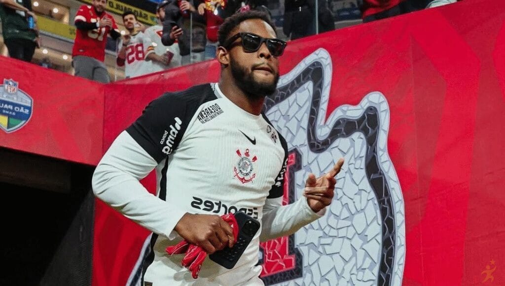 Jogadores do Chiefs usam camisas do Corinthians antes de jogo da NFL