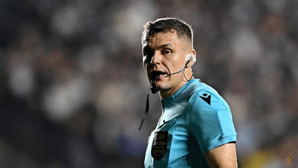Arbitragem de Zanovelli vira polêmica em Vasco x Mirassol