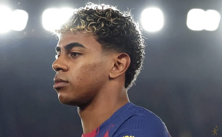 Lamine Yamal suspenso na Champions após cartão no Barça x Frankfurt