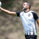 Flamengo mira Artur Jorge como alternativa a Filipe Luís em 2026