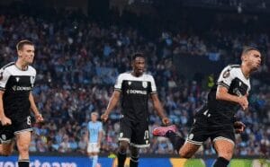 Atlético-MG faz proposta de US$ 6,5 milhões por atacante Giorgos Giakoumakis