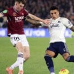 Nottingham Forest vence West Ham de virada e se afasta da zona de rebaixamento