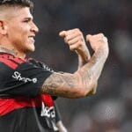 Flamengo recusa proposta do Catar por Carrascal e mantém meia
