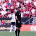 Expulsão no intervalo: regra que permitiu cartão vermelho na Supercopa