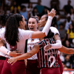 Fluminense vence Paulistano Barueri e sobe para sexto na Superliga Feminina