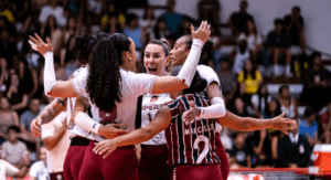 Fluminense vence Paulistano Barueri e sobe para sexto na Superliga Feminina