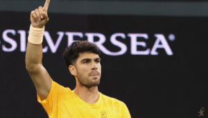 Djokovic e Alcaraz avançam com dificuldades em Indian Wells; Andreeva é eliminada