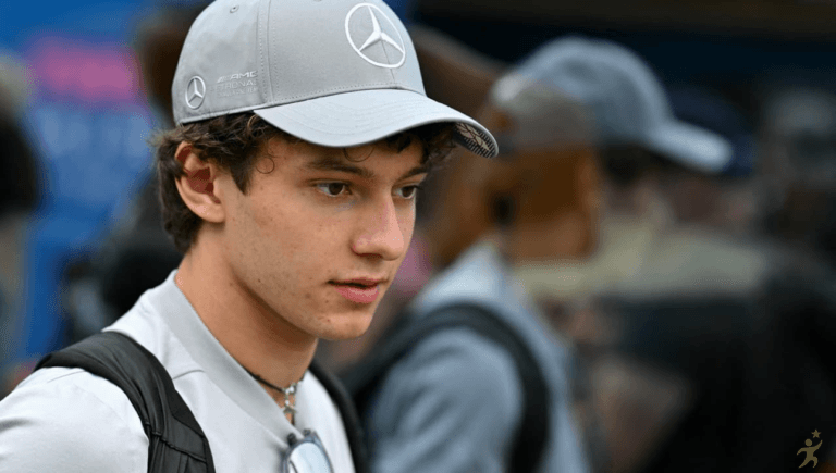 Kimi Antonelli fica a uma volta de igualar feito de Senna na F1