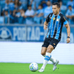 Grêmio perde Marlon por cinco meses após fratura grave no tornozelo