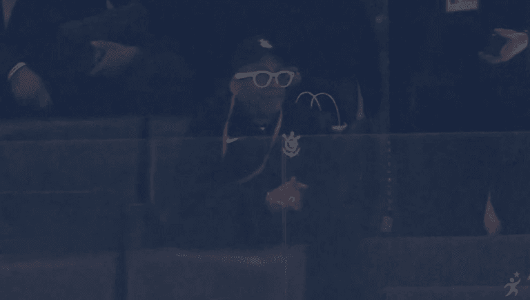 Spike Lee assiste Corinthians x Coritiba na Neo Química Arena