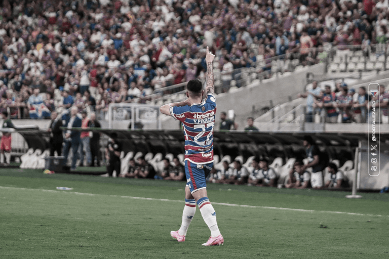 O Lateral Artilheiro: Yago Pikachu e um Recorde Inusitado no Fortaleza