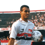 Cafu, o Lateral Artilheiro: Um Recorde Inusitado no São Paulo