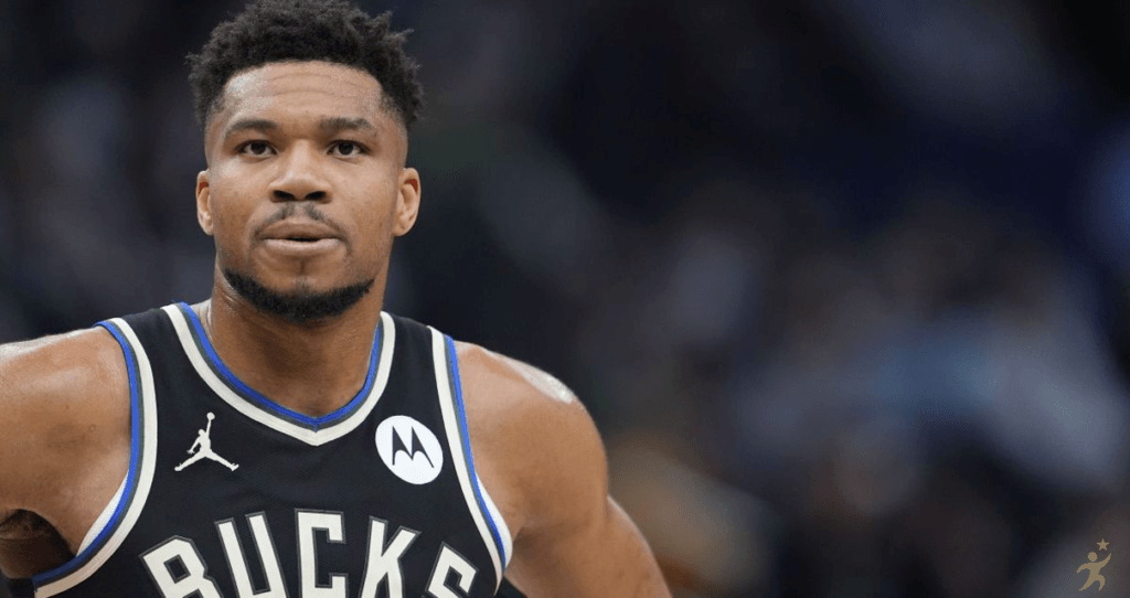 Giannis volta, mas Bucks são goleados pelo Celtics em noite de recordes