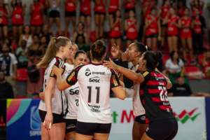 Sesc-Flamengo vence Mackenzie e lidera quartas da Superliga Feminina