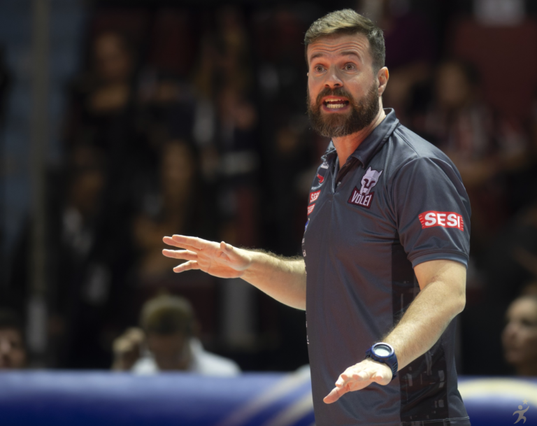 Henrique Modenesi deixa Sesi-Bauru para comandar clube japonês