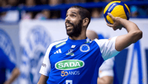 Wallace recusa proposta do Minas e deve renovar com o Sada Cruzeiro