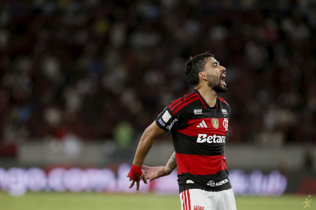 Paquetá passa por exames após lesão no Flamengo; clube otimista