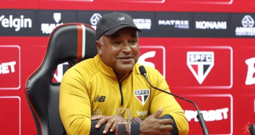 São Paulo anuncia Roger Machado e projeta Júlio Baptista no futuro