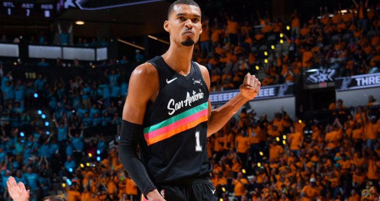 Wembanyama brilha com 35 pontos e recorde na estreia dos playoffs