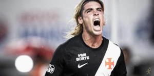 Spinelli brilha com dois gols e Vasco vence Paysandu na Copa do Brasil