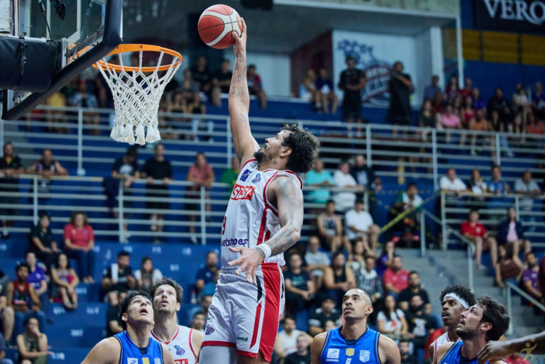 Sesi Franca busca vaga nas semis do NBB contra Mogi no Pedrocão