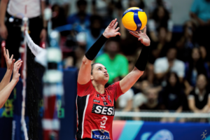 Dani Lins renova contrato e vai para 8ª temporada no Sesi-Bauru