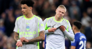 Manchester City tropeça contra Everton; Arsenal fica perto do título inglês