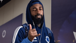 Cruzeiro x Chapecoense: escalações e duelo contra degola no Brasileirão