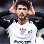 Corinthians vence Peñarol e mantém 100% na Libertadores