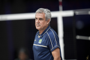 Zé Roberto convoca mais três jogadoras para treinos da seleção