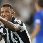 Danilo fora do Botafogo: motivos pessoais e especulação de saída
