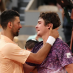 João Fonseca vence Djokovic e justifica hype em Paris