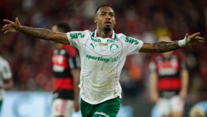Palmeiras muda time para enfrentar Chapecoense; veja escalação