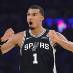 Spurs vencem Thunder em dupla prorrogação e assumem ponta