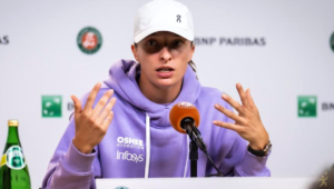 Iga Swiatek critica Grand Slams e defende luta coletiva das jogadoras