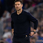 Chelsea confirma Xabi Alonso como novo treinador para 2026