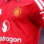 Manchester United anuncia saída de Casemiro e mais dois jogadores