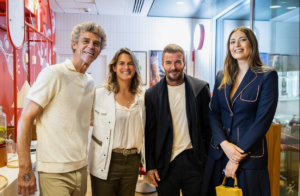 Guga, Beckham e Sharapova juntos em evento em Roland Garros