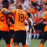Holanda vence Tunísia por 3 a 1 e avança em primeiro no Grupo F