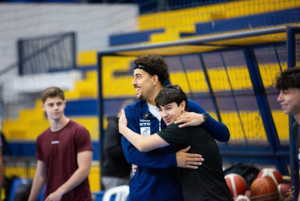 Jaguariúna recebe visita de jogador da NBA Yuri Neptune