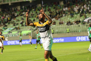 Criciúma vence América-MG e entra no G-5 do Brasileirão da Série B