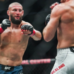 Chimaev descarta subida de categoria e promete revanche brutal contra Strickland