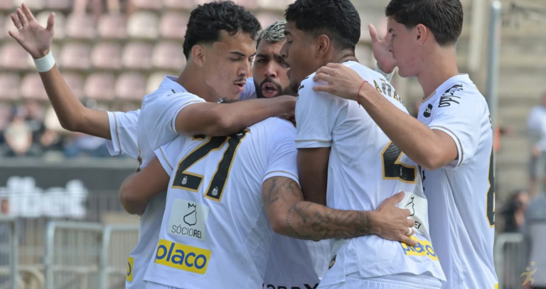 Santos derrota União São João por 3 a 0 em amistoso no Pacaembu