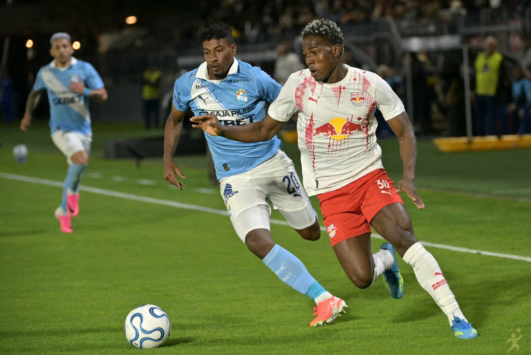 RB Bragantino vence Sporting Cristal na Sul-Americana em jogo eletrizante